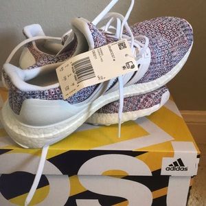 NWT!! Women’s Ultra Boost Size 6.5.